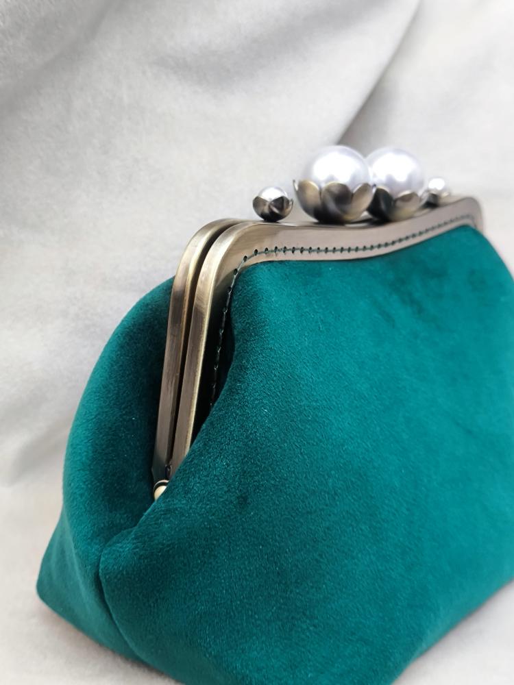 25-10-2025-12-16-48-4190u