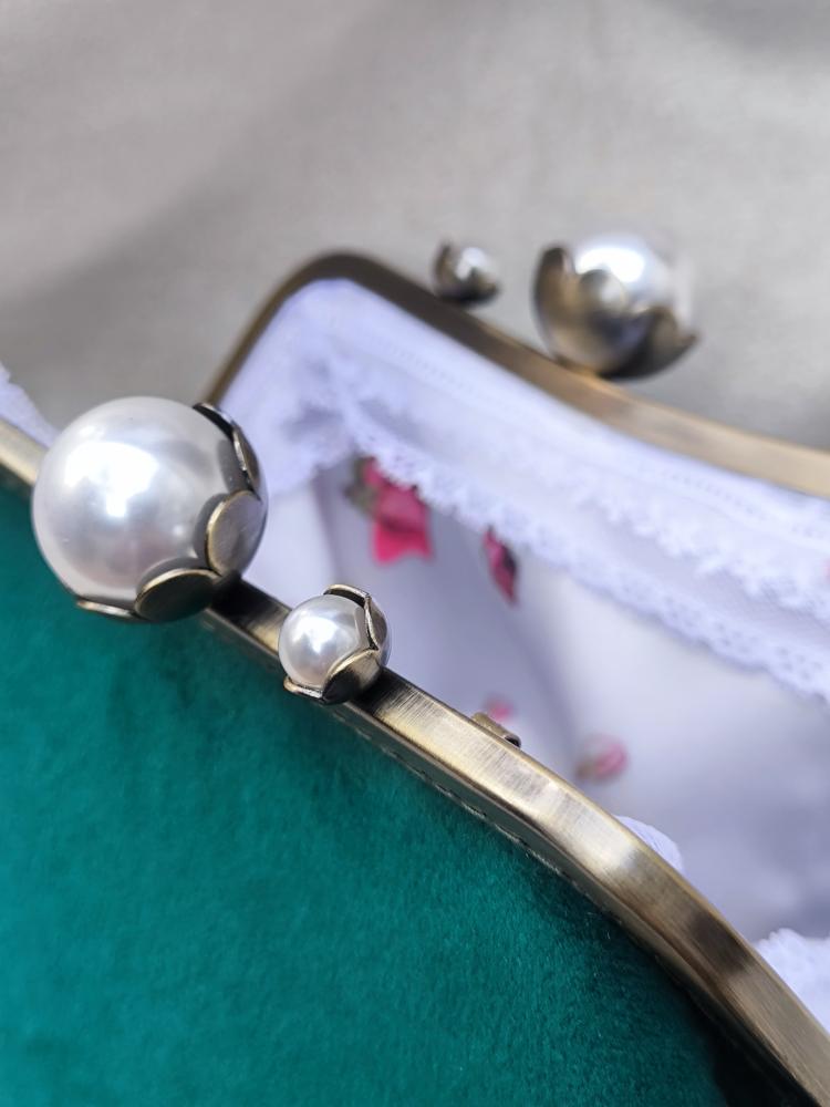 25-10-2025-12-16-50-507Eb