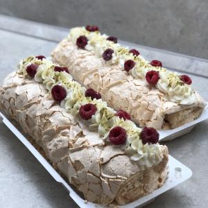 Меренговый рулет